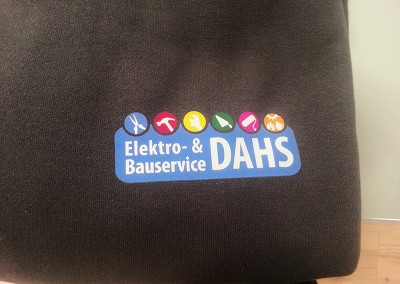 kwom-graphix-firmenkleidung-overath-untereschbach-köln-bensberg-rösrath-lindlar-bergisch gladbach-flexfolie