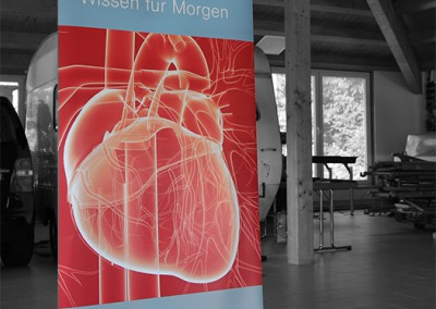 aussenwerbung aufsteller rollup banner werbung kwom graphix overath köln