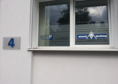 kwom graphix aussenwerbung schaufensterbeklebung beschriftung fensterscheibe overath köln bensberg rösrath lindlar