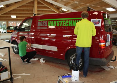 kwom graphix autobeschriftung overath rösrath lindlar köln bensberg bergisch gladbach immekeppel autobeklebung folierung montage